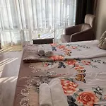 Sunshine Szent Konstantin és Elena