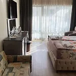 Sunshine Sweti Konstantin i Sweta Elena