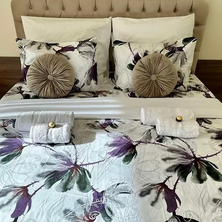 Sunshine Apartment